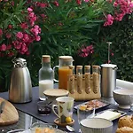 L'antre D'eux 住宿加早餐酒店 4*