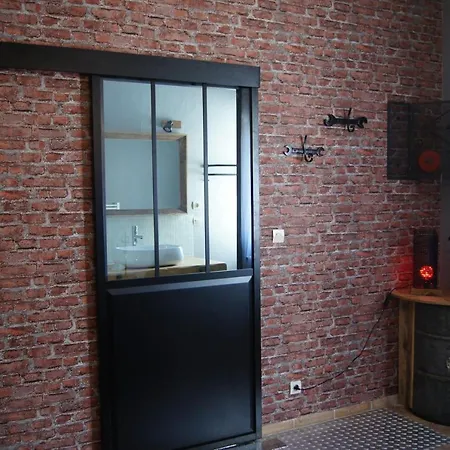 L'antre D'eux Bed & Breakfast 4*