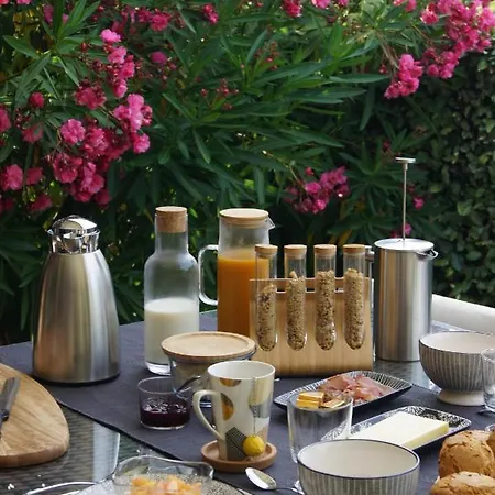 L'antre D'eux Bed & Breakfast 4*